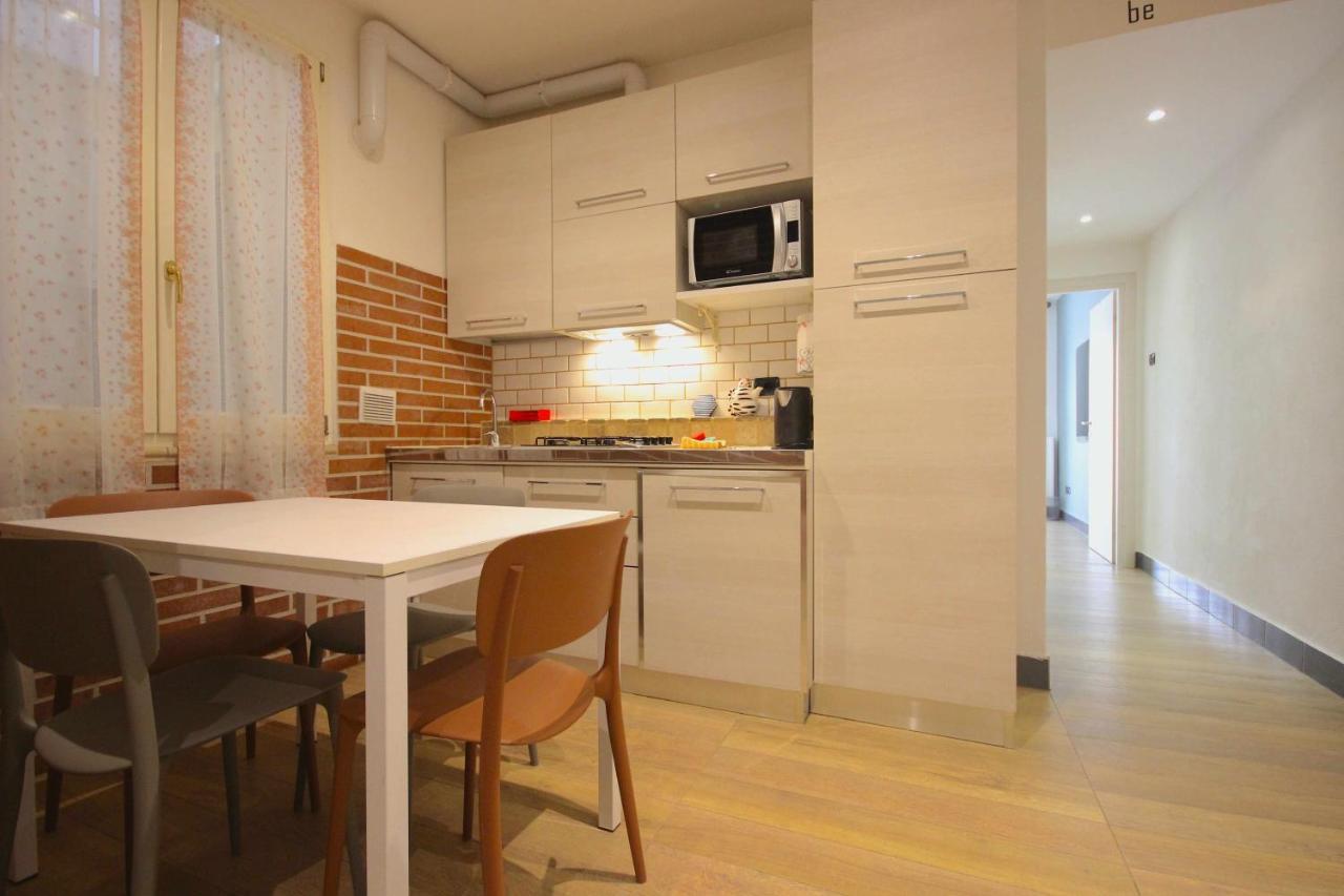 Case Vr Holiday Happy House Verona Buitenkant foto