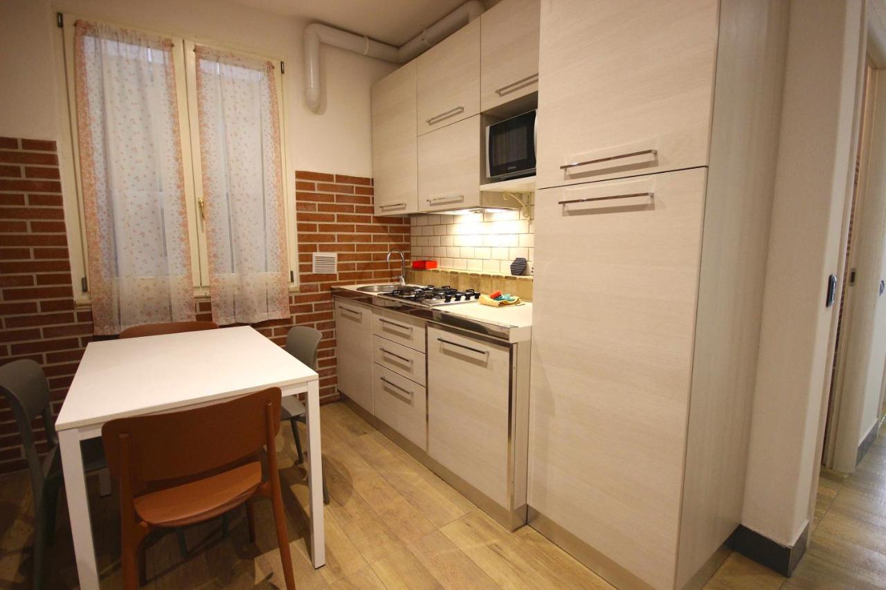 Case Vr Holiday Happy House Verona Buitenkant foto